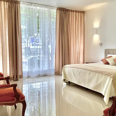 Rincon Del Arbol Aparthotel